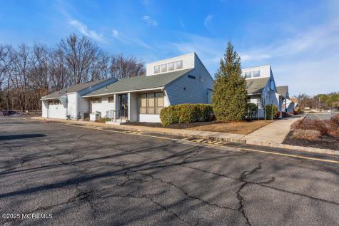 515 Iron Bridge Road Freehold NJ 07728
