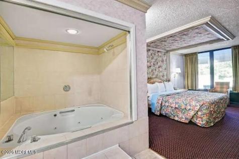 224 E White Horse Galloway NJ 08205