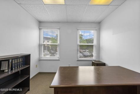 59 Avenue At The Common Shrewsbury Boro NJ 07702