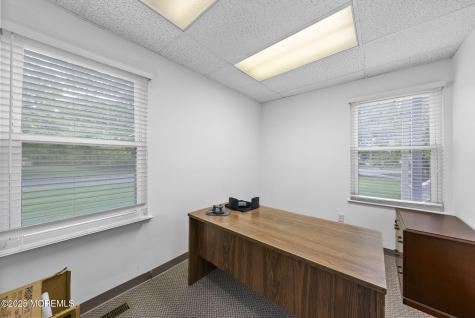 59 Avenue At The Common Shrewsbury Boro NJ 07702