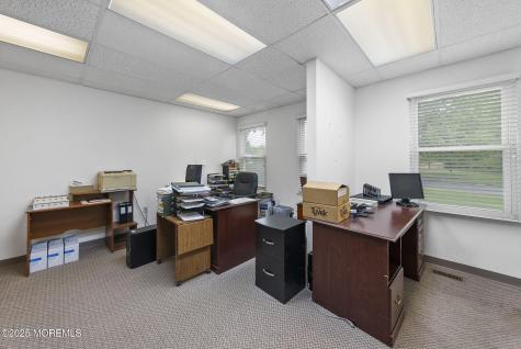 59 Avenue At The Common Shrewsbury Boro NJ 07702