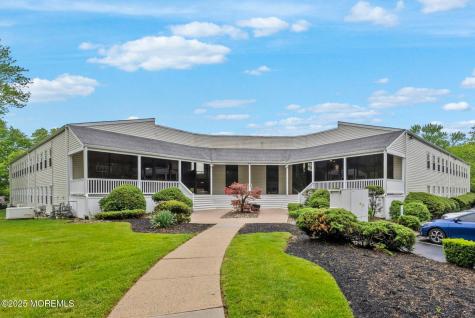 59 Avenue At The Common Shrewsbury Boro NJ 07702