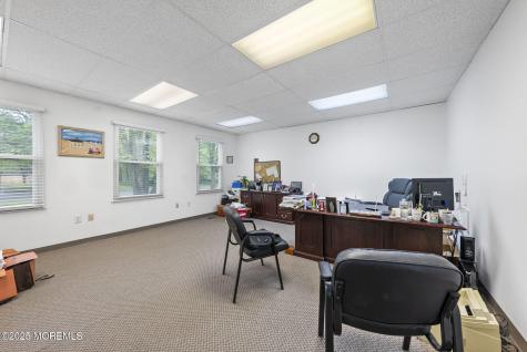 59 Avenue At The Common Shrewsbury Boro NJ 07702