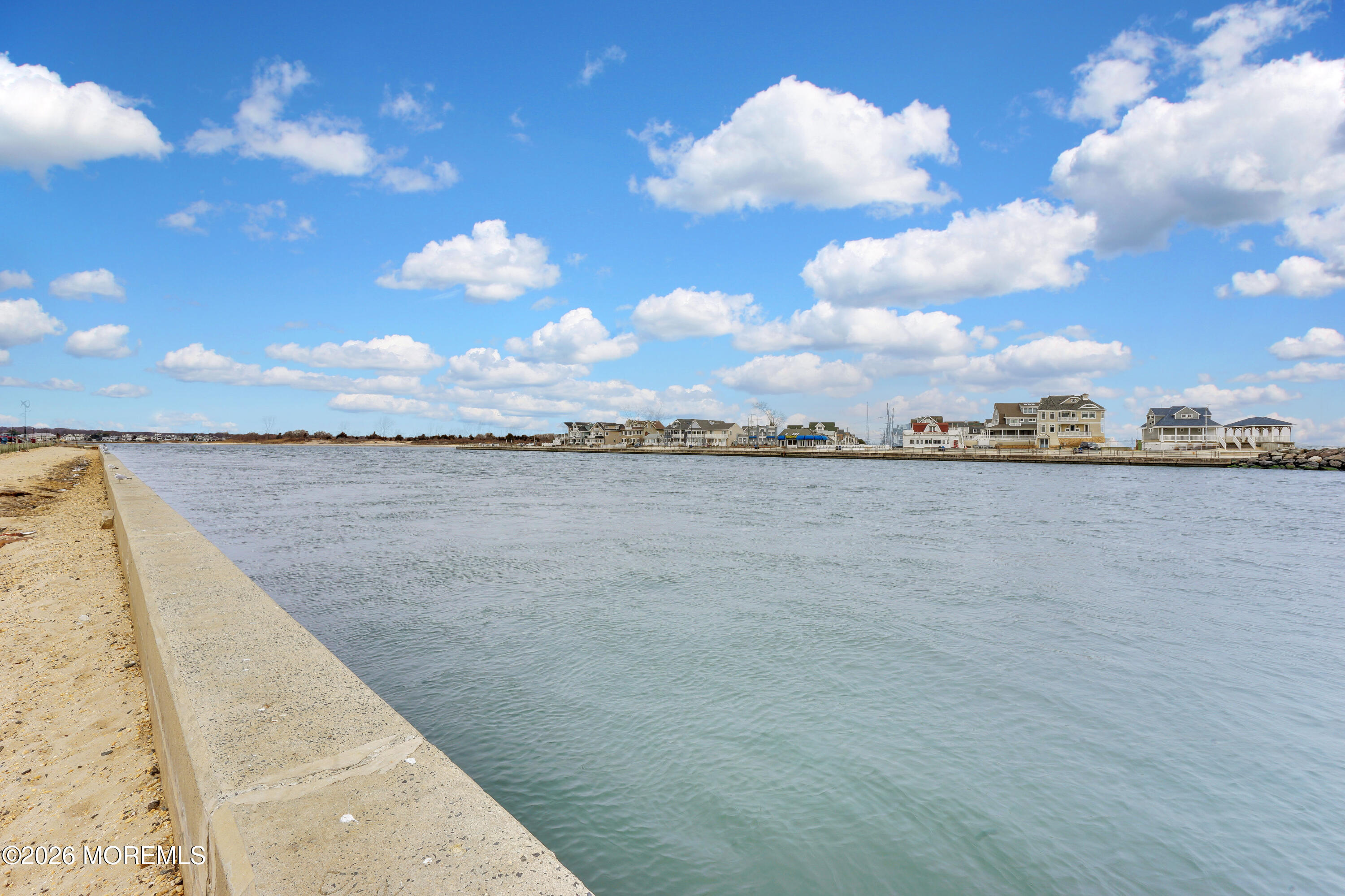 13 Pearce Avenue Manasquan NJ 08736