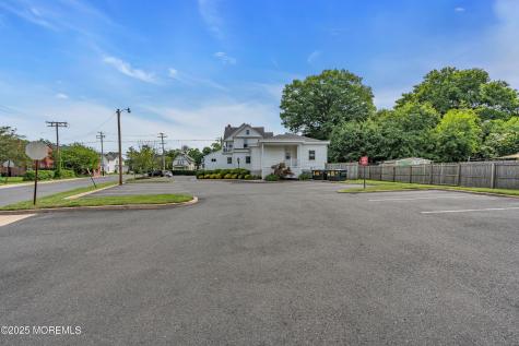 43 Main Street Farmingdale NJ 07727