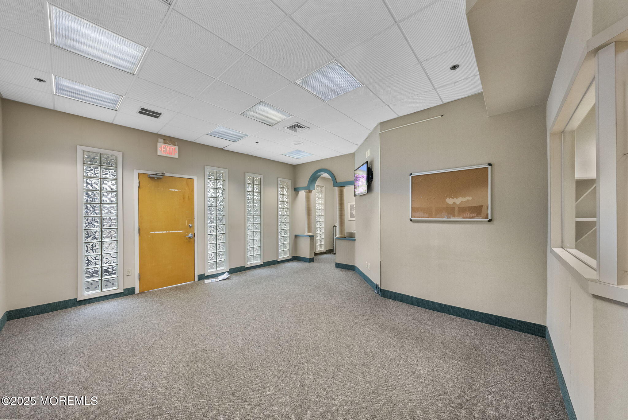 3270 Nj 27 Kendall Park NJ 08824
