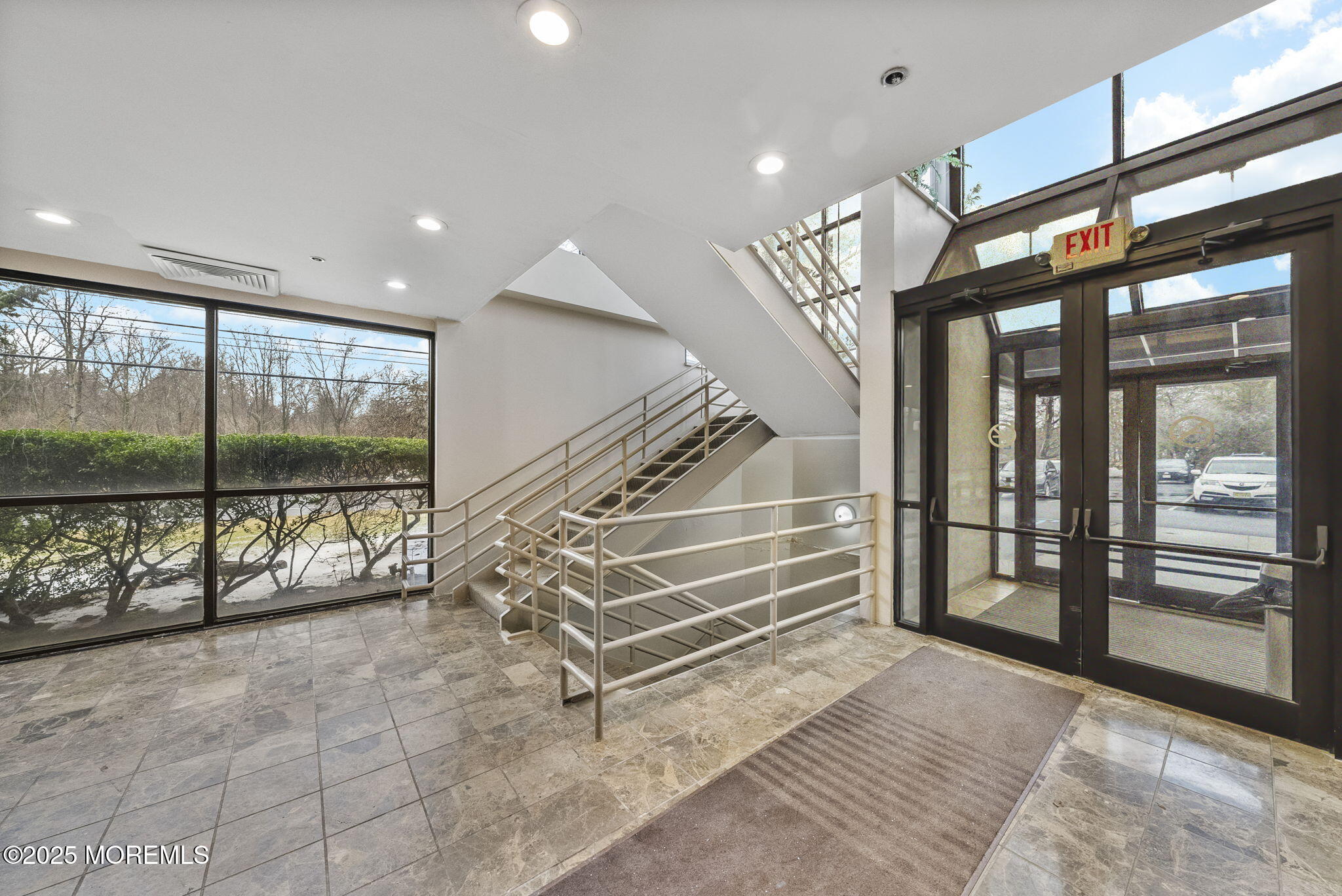3270 Nj 27 Kendall Park NJ 08824