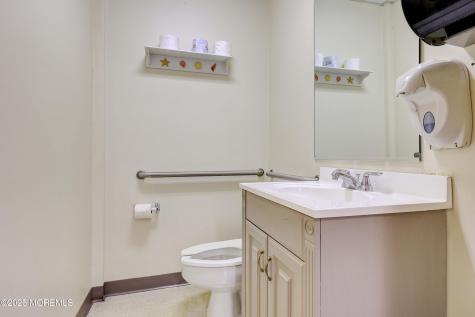 410 Coventry Drive Lopatcong NJ 08865