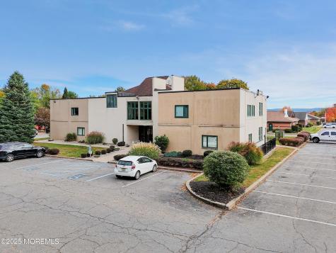 410 Coventry Drive Lopatcong NJ 08865