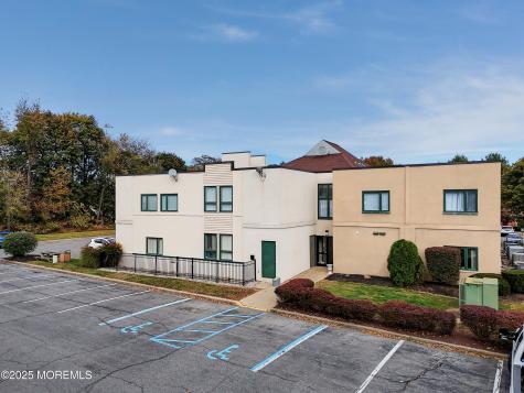 410 Coventry Drive Lopatcong NJ 08865