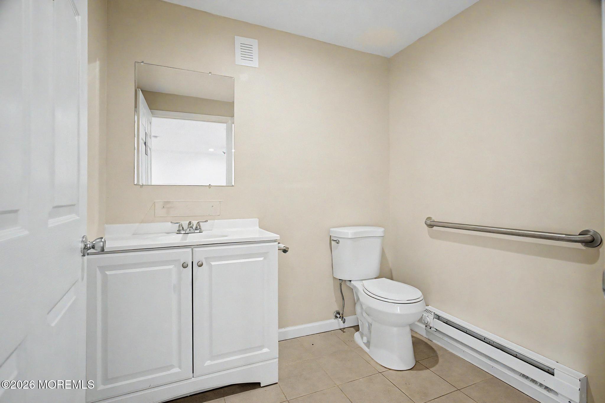 11-17 E Main Street Tuckerton NJ 08087