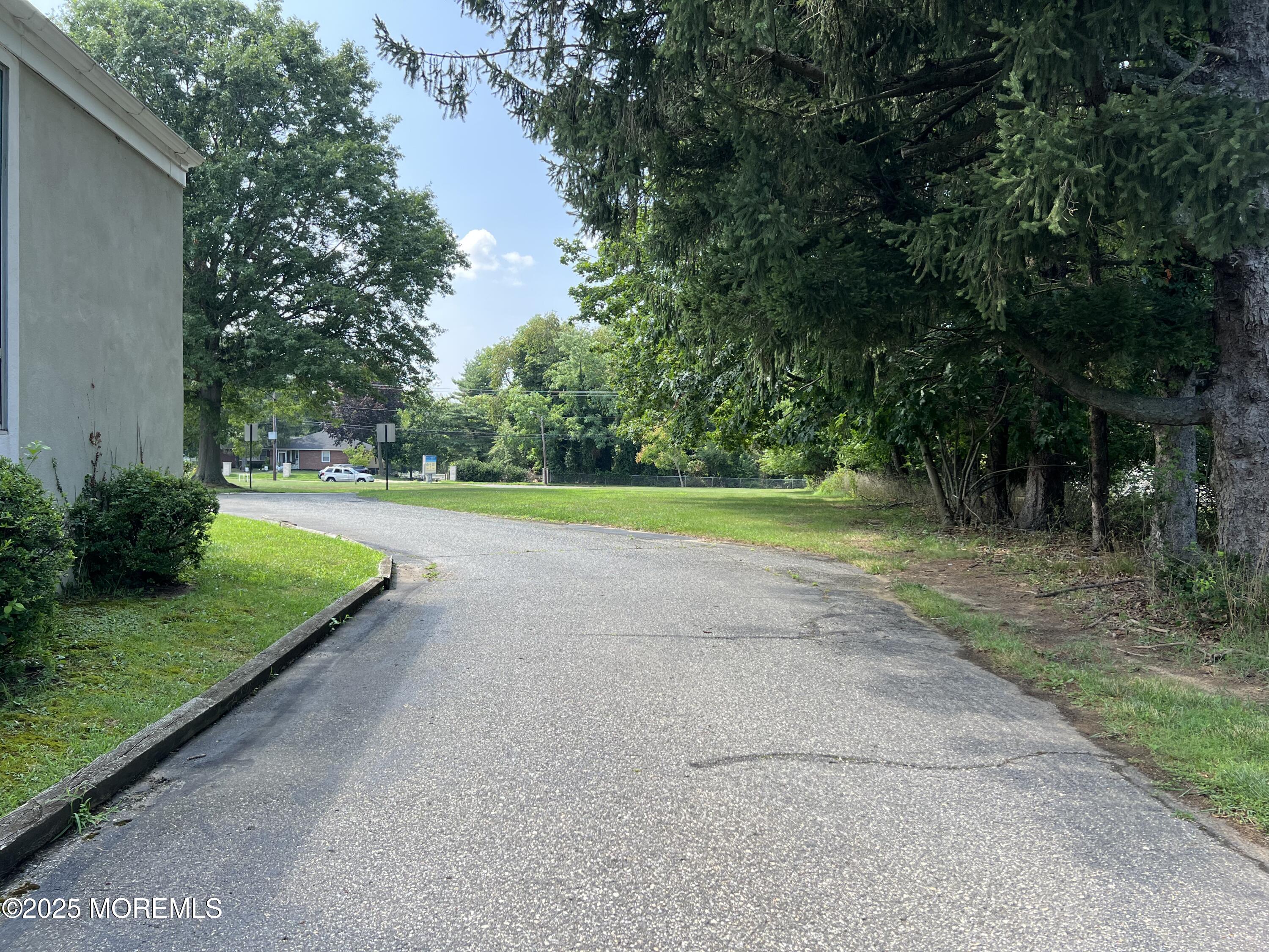 76 Wyckoff Road Eatontown NJ 07724