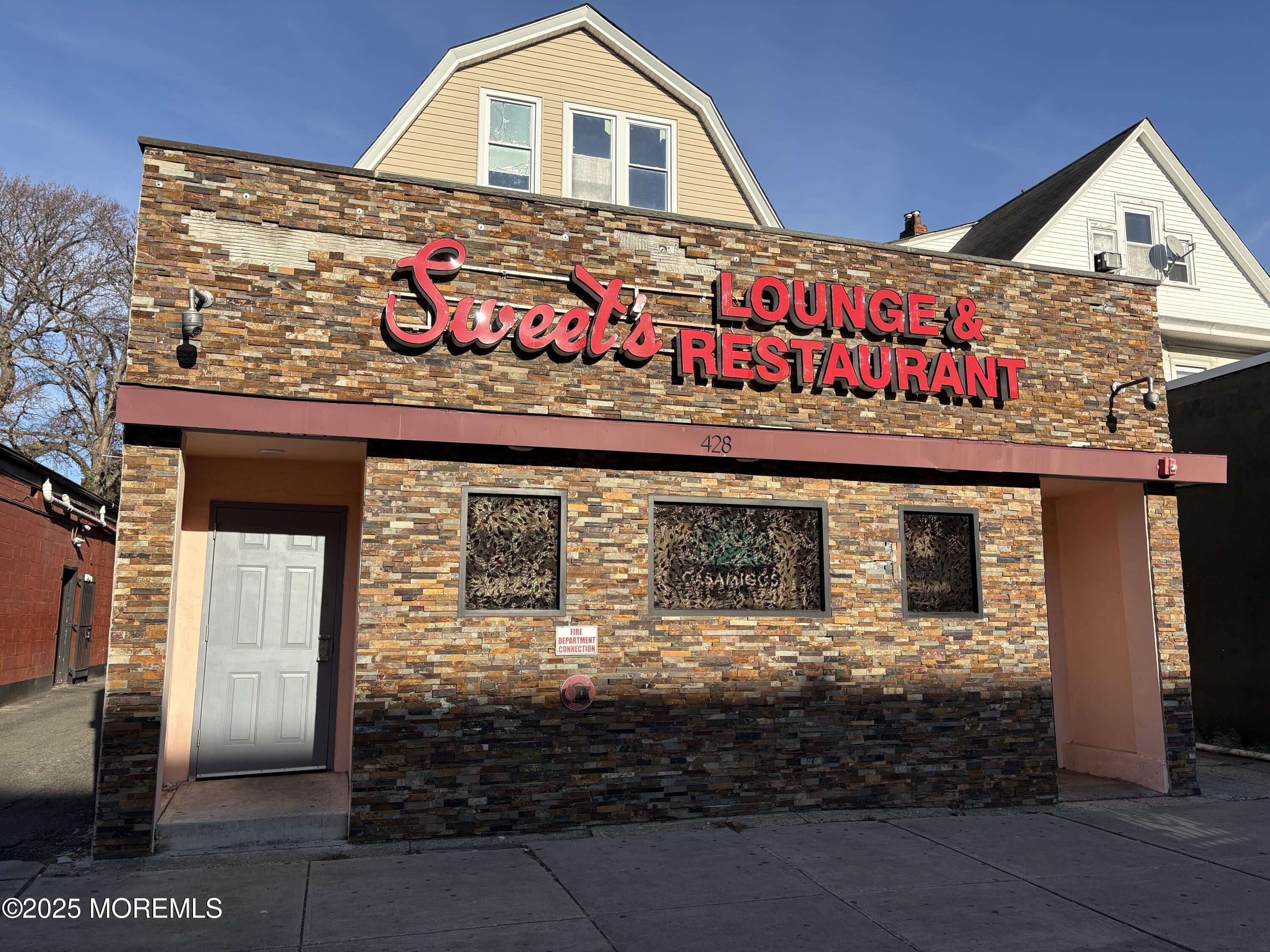 428 Central Avenue East Orange NJ 07018