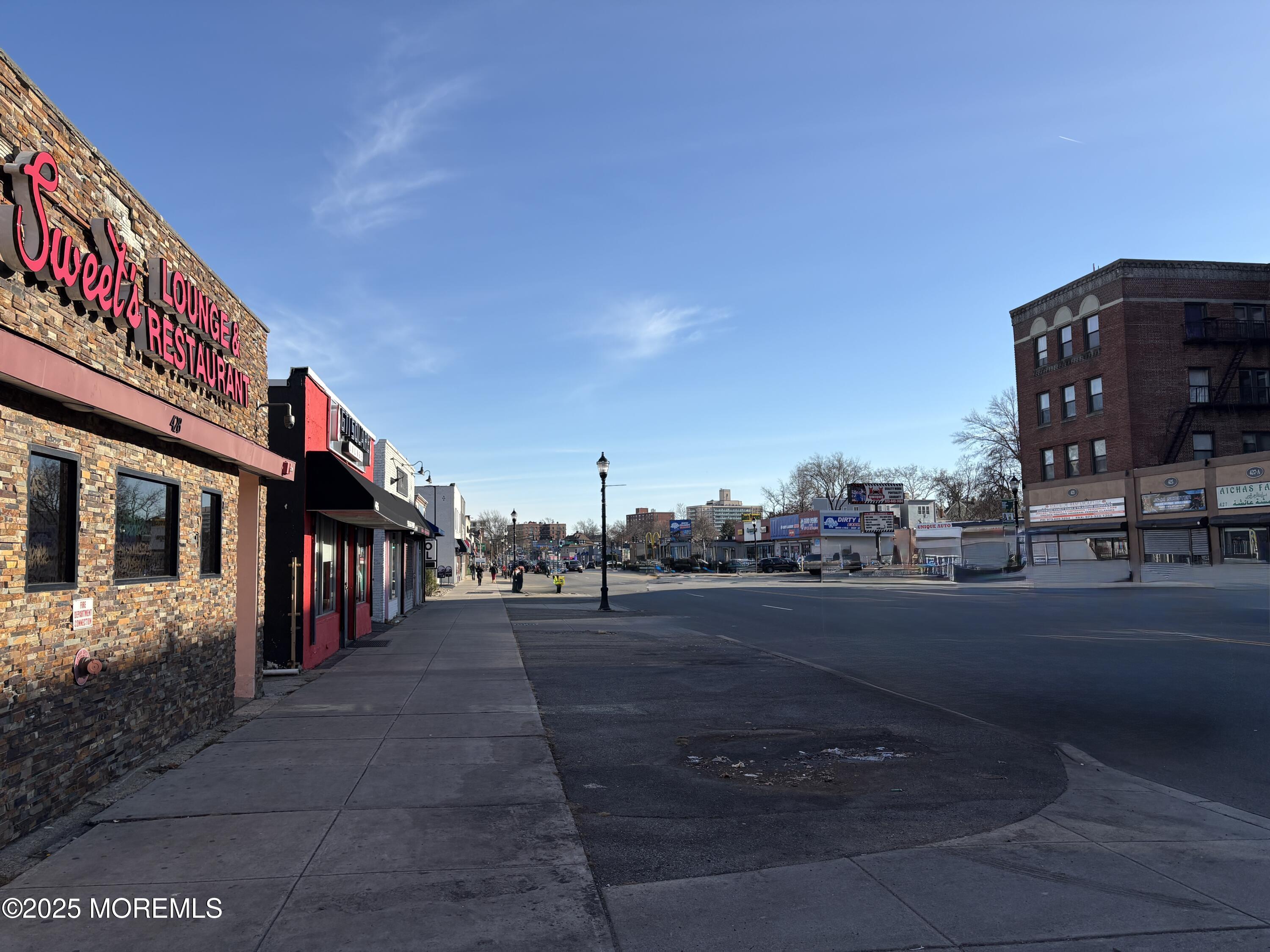 428 Central Avenue East Orange NJ 07018