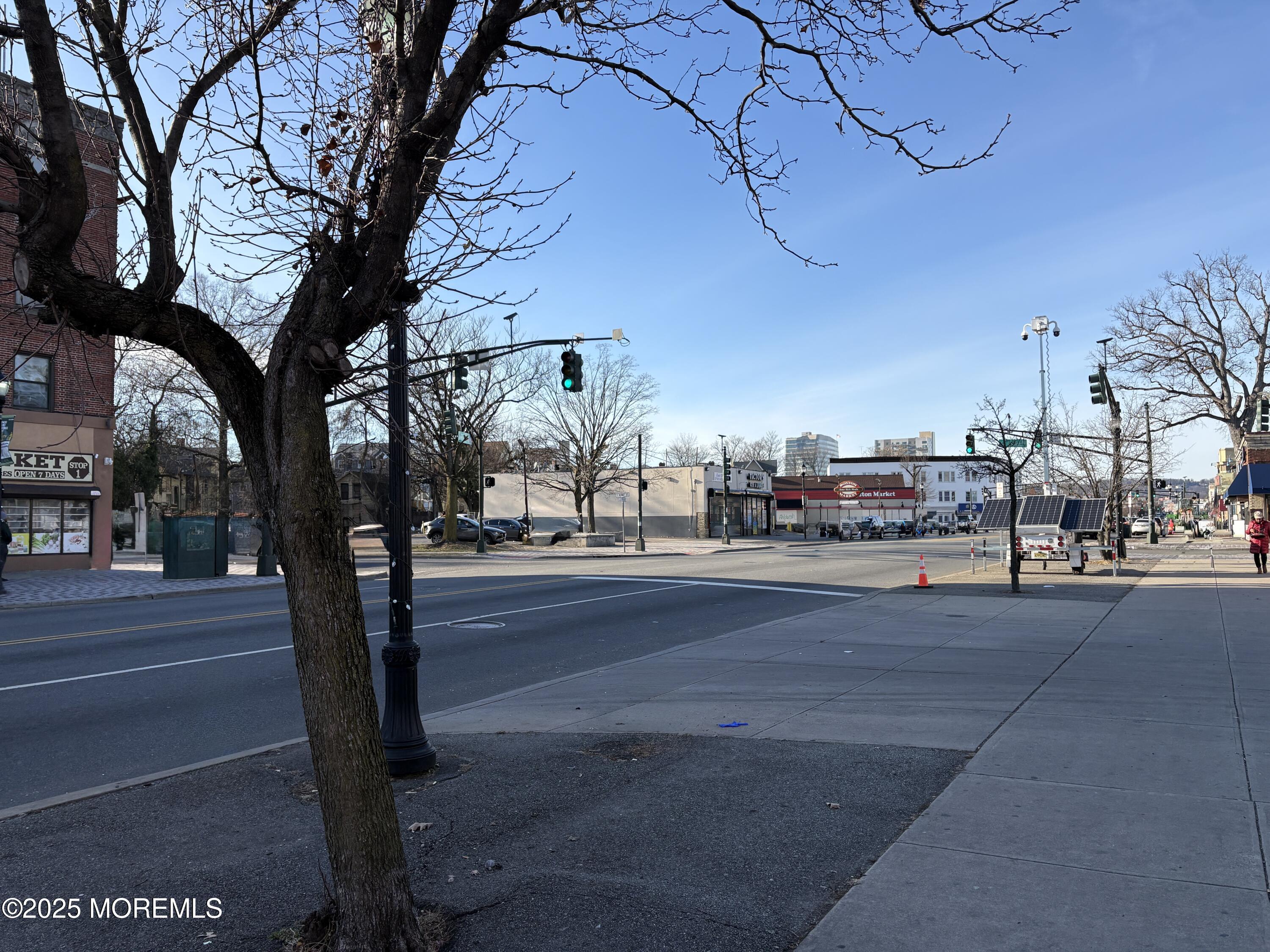 428 Central Avenue East Orange NJ 07018