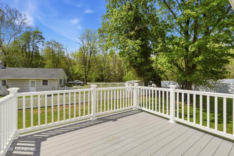 17 Church Lane Manalapan NJ 07726