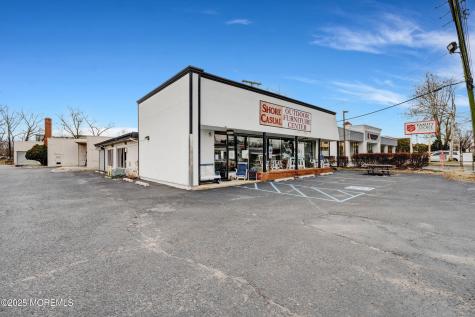 2113 Highway 35 Oakhurst NJ 07755