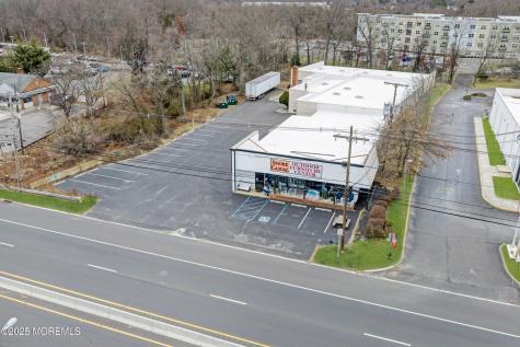 2113 Highway 35 Oakhurst NJ 07755