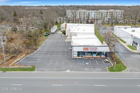2113 Highway 35 Oakhurst NJ 07755