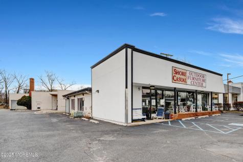 2113 Highway 35 Oakhurst NJ 07755