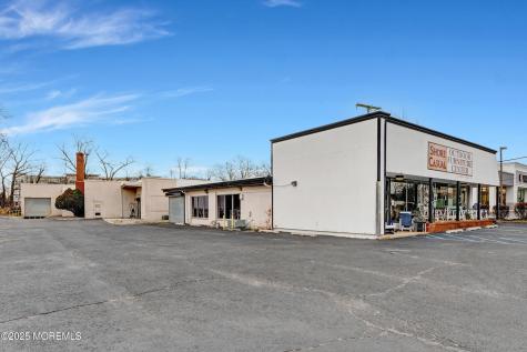 2113 Highway 35 Oakhurst NJ 07755