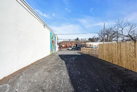 275 Amboy Avenue Metuchen NJ 08840