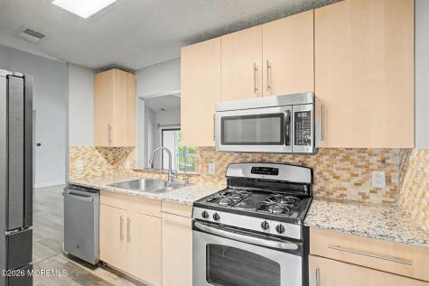 208 Sunshine Court Parlin NJ 08859
