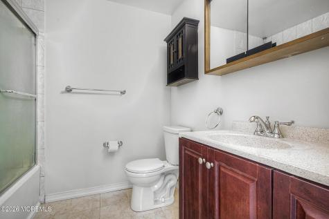 208 Sunshine Court Parlin NJ 08859