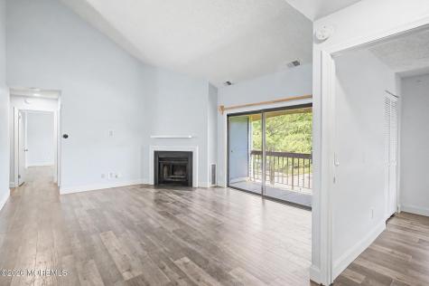 208 Sunshine Court Parlin NJ 08859
