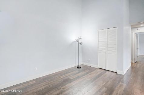 208 Sunshine Court Parlin NJ 08859