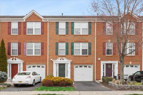 36 Saxton Road Farmingdale NJ 07727