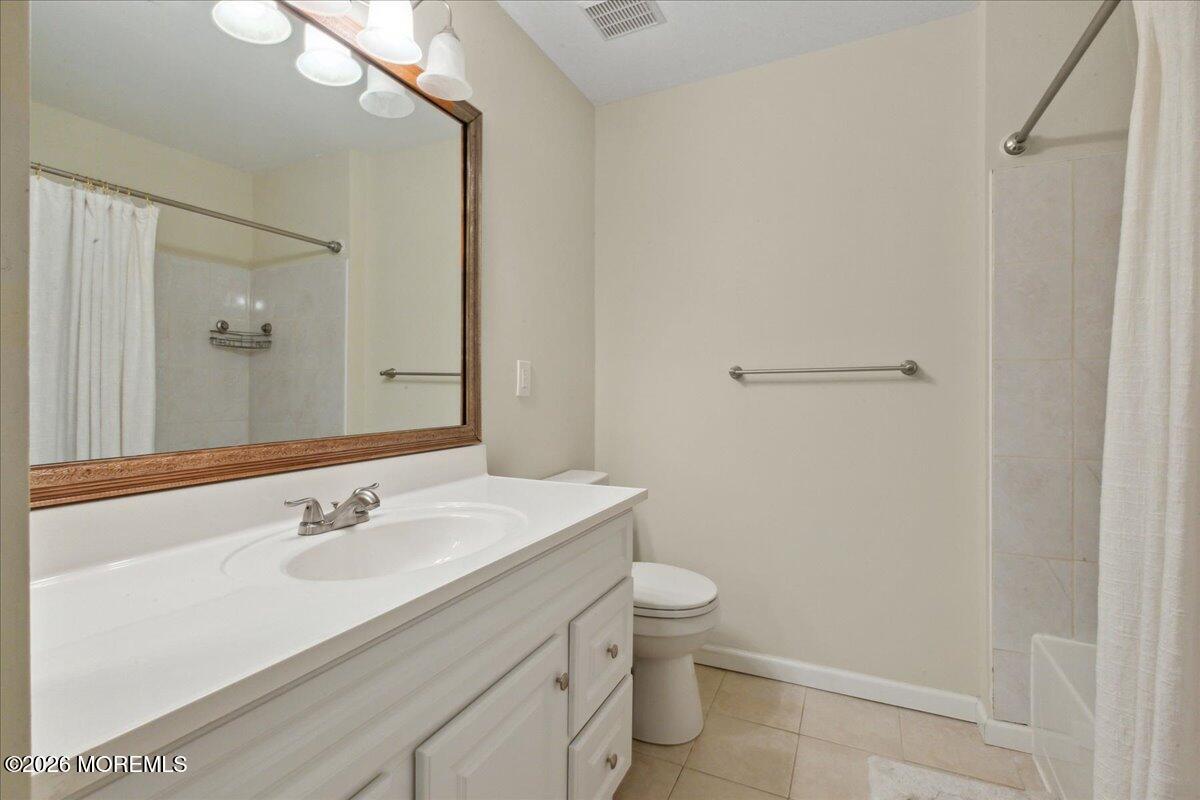 36 Saxton Road Farmingdale NJ 07727
