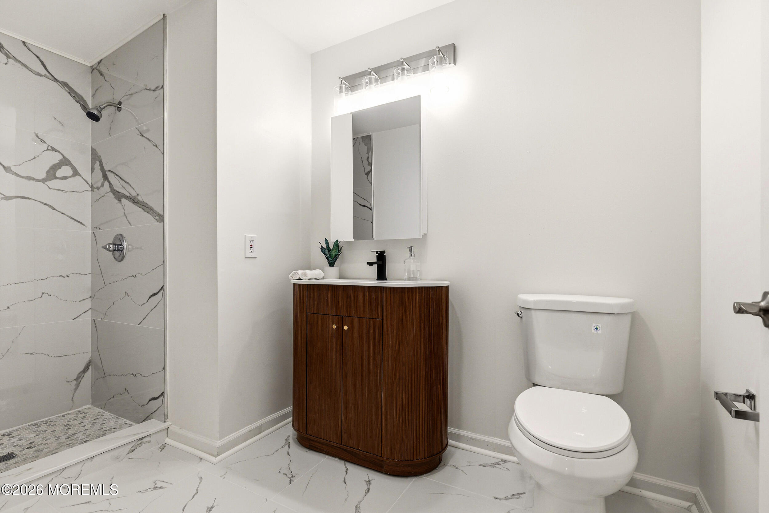 47 E Woodland Avenue Abescon NJ 08201