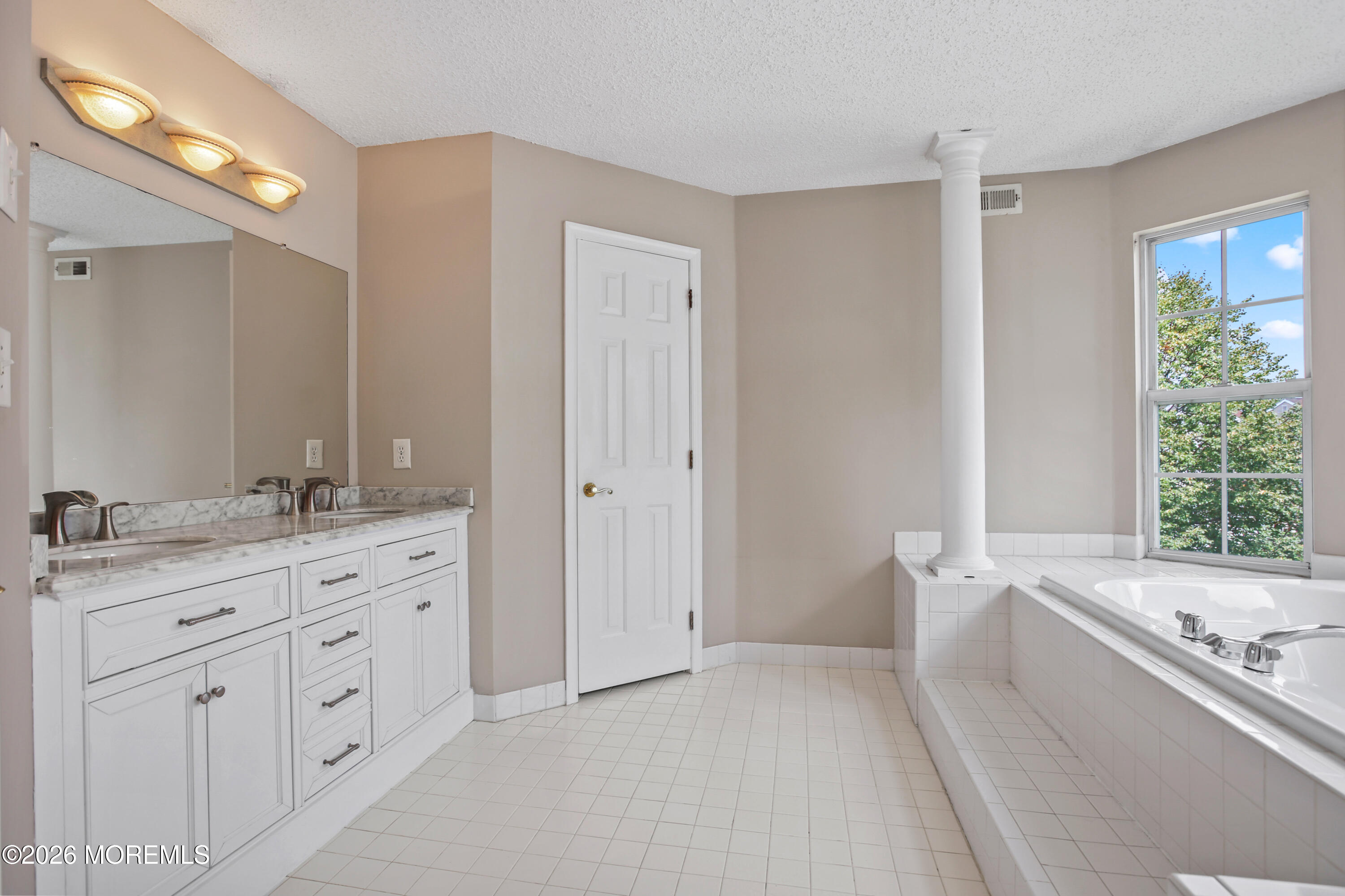 53 Cheyenne Street Tinton Falls NJ 07712