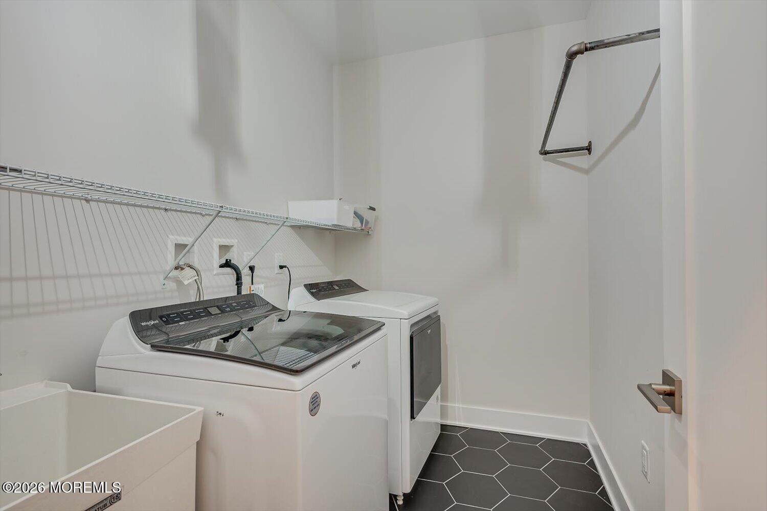 16 Valiant Court Middletown NJ 07748