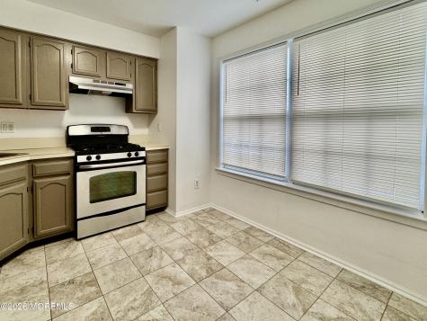 407 Hampton Court Manalapan NJ 07726