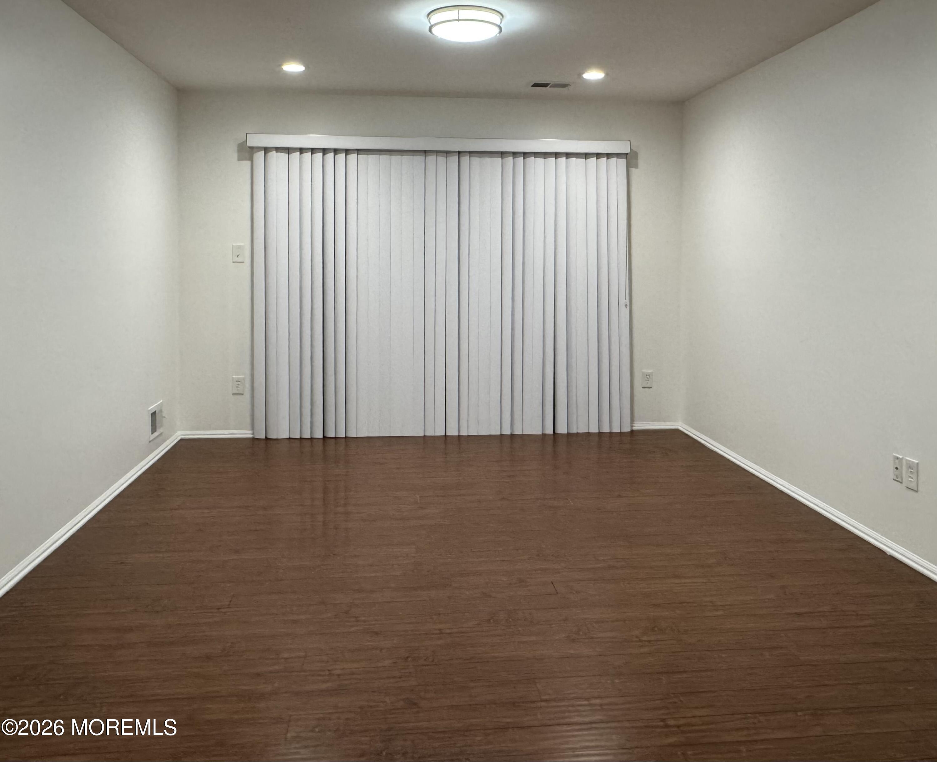 407 Hampton Court Manalapan NJ 07726