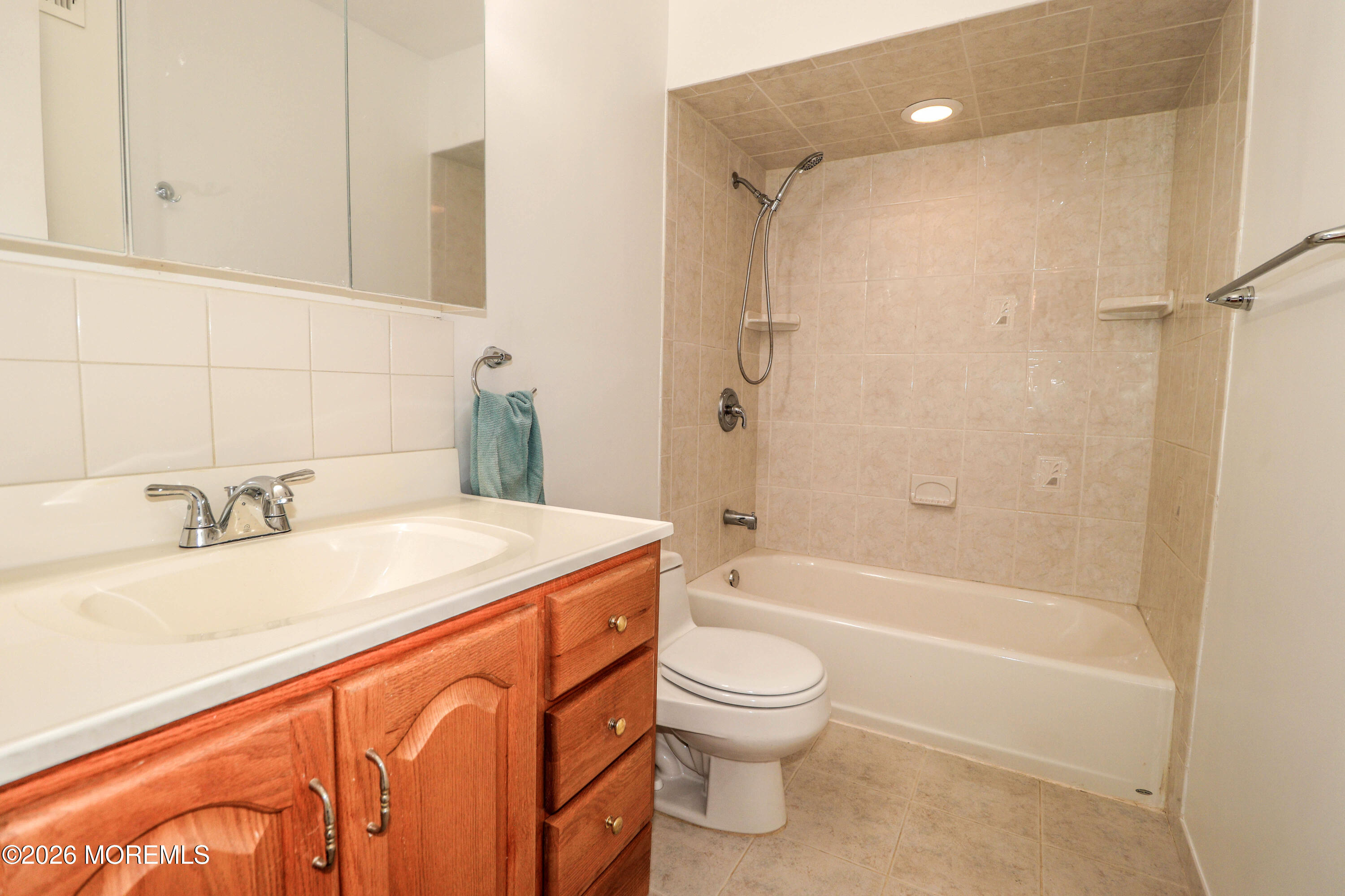 604 Randall Way Aberdeen NJ 07747