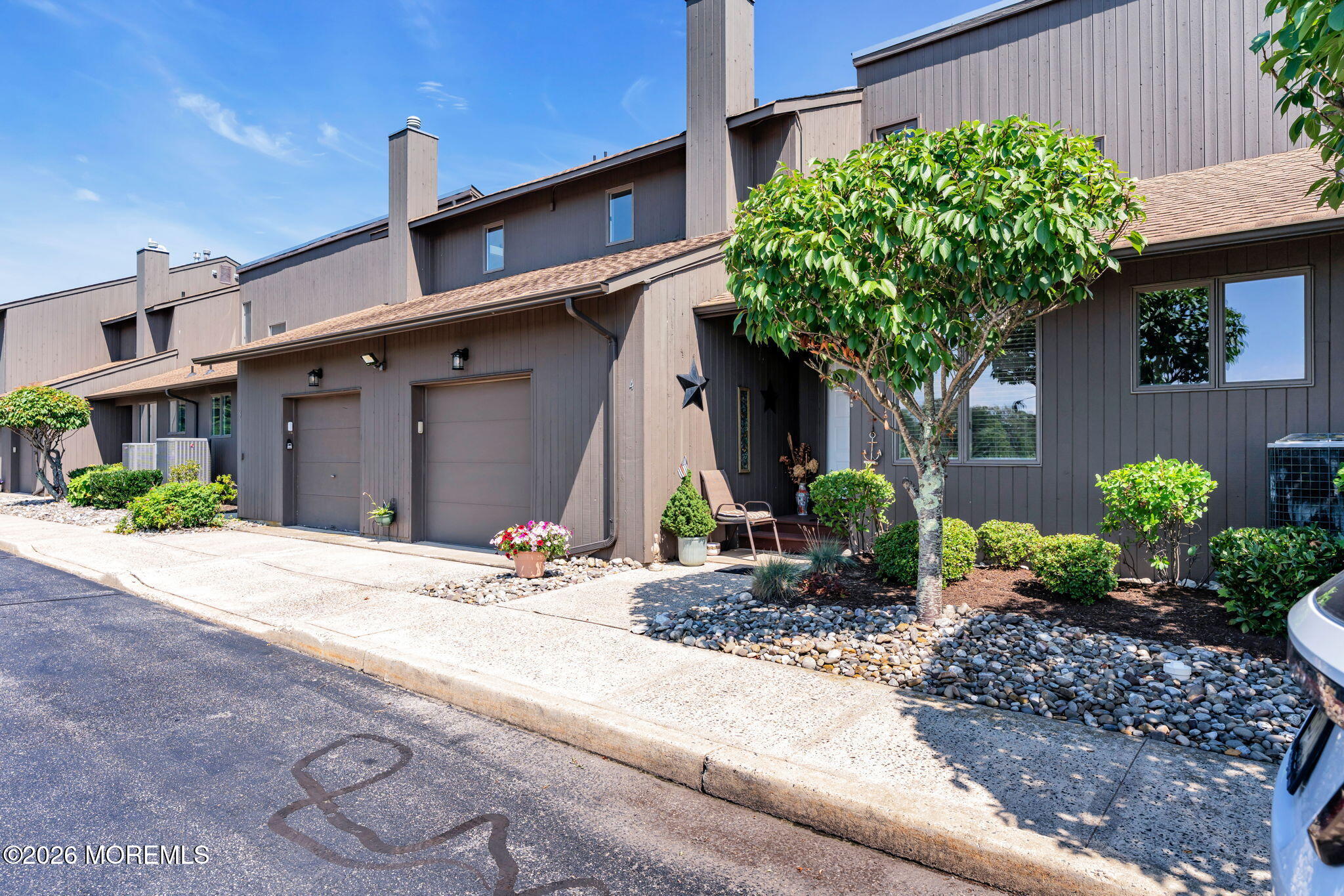 4 Sea Point Drive Point Pleasant NJ 08742