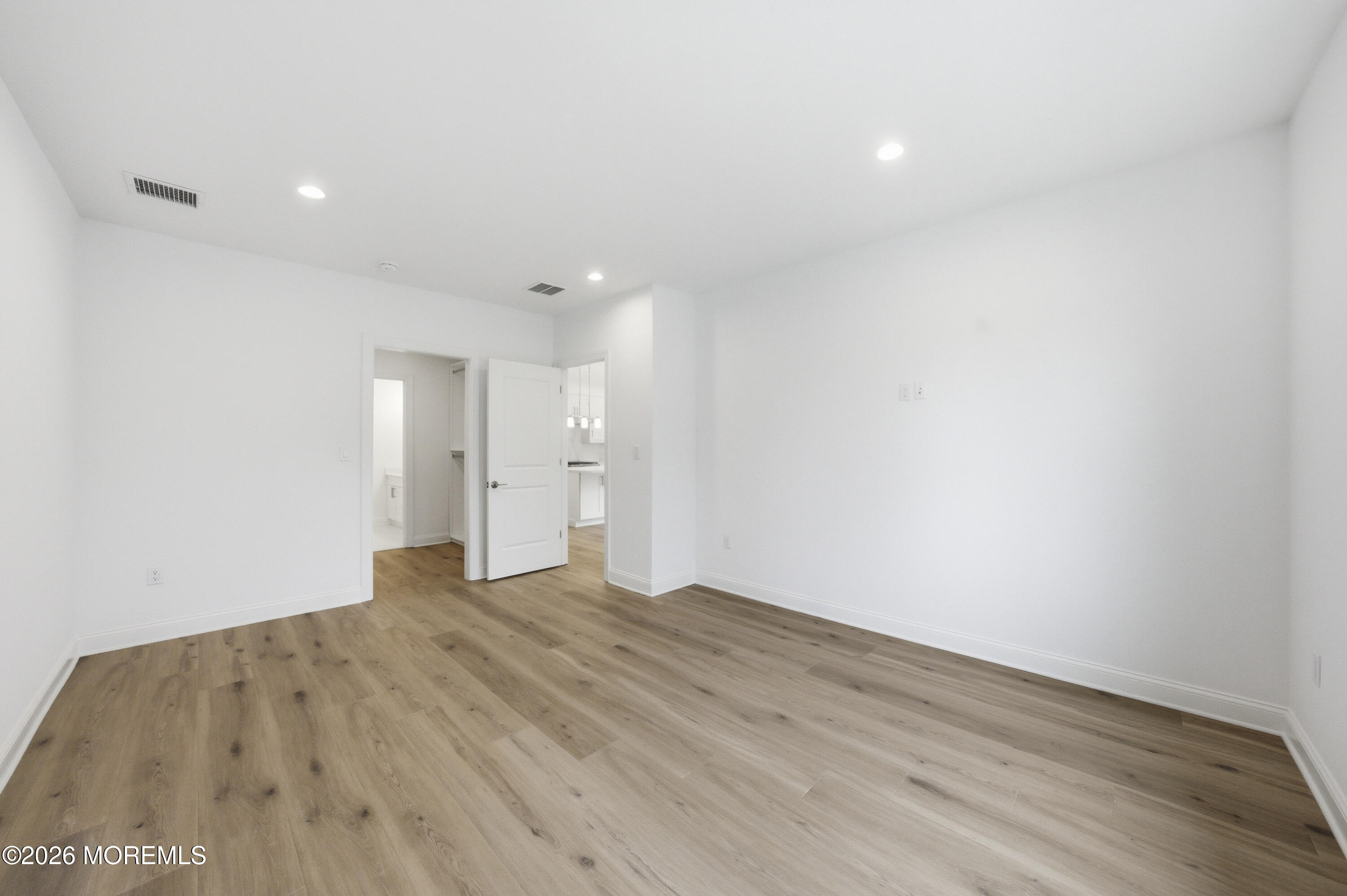 16 Remington Court Farmingdale NJ 07727