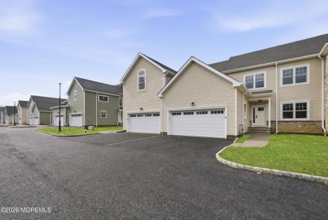 16 Remington Court Farmingdale NJ 07727