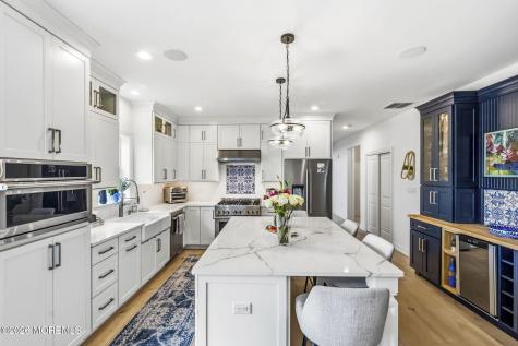 16 Remington Court Farmingdale NJ 07727