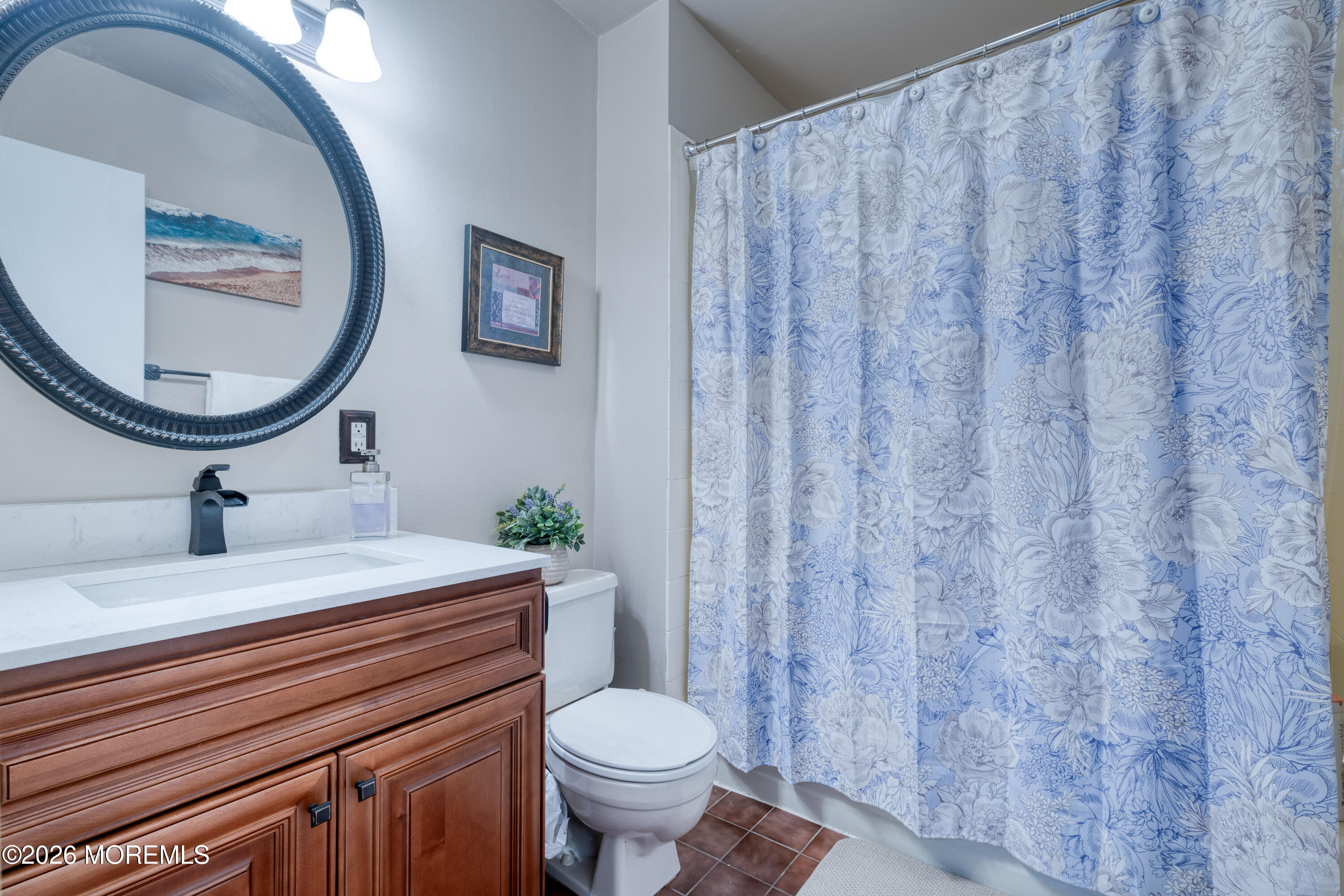 192 Longwood Drive Manalapan NJ 07726
