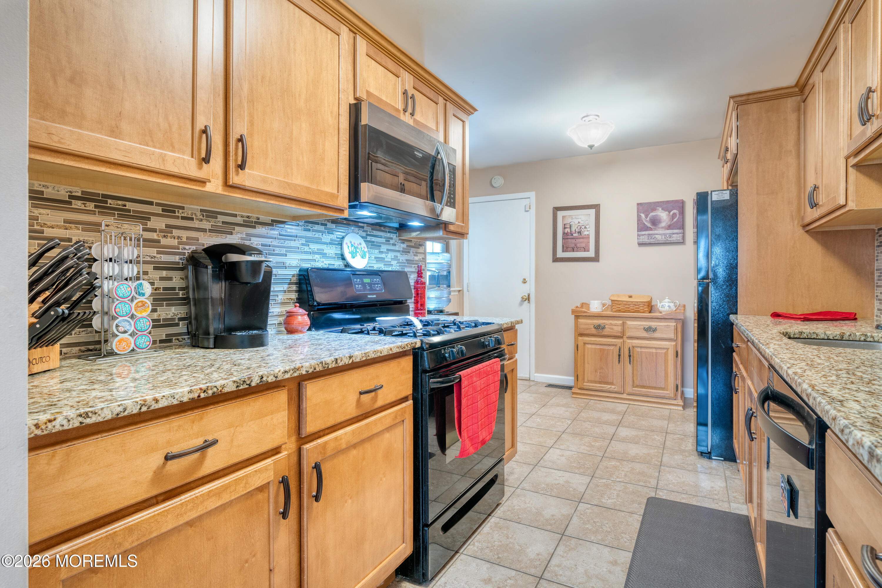 192 Longwood Drive Manalapan NJ 07726