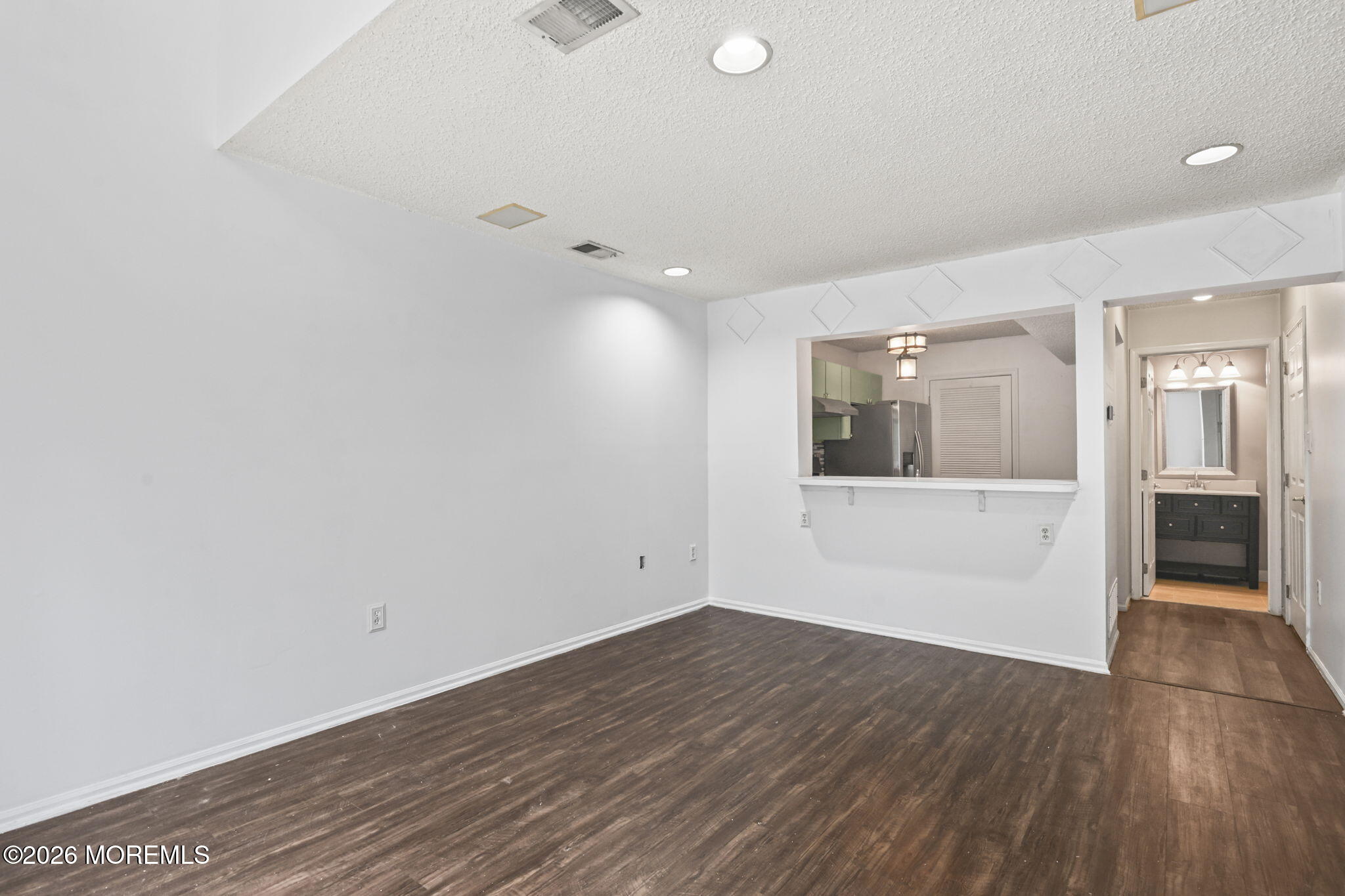 22 Dover Court Tinton Falls NJ 07712