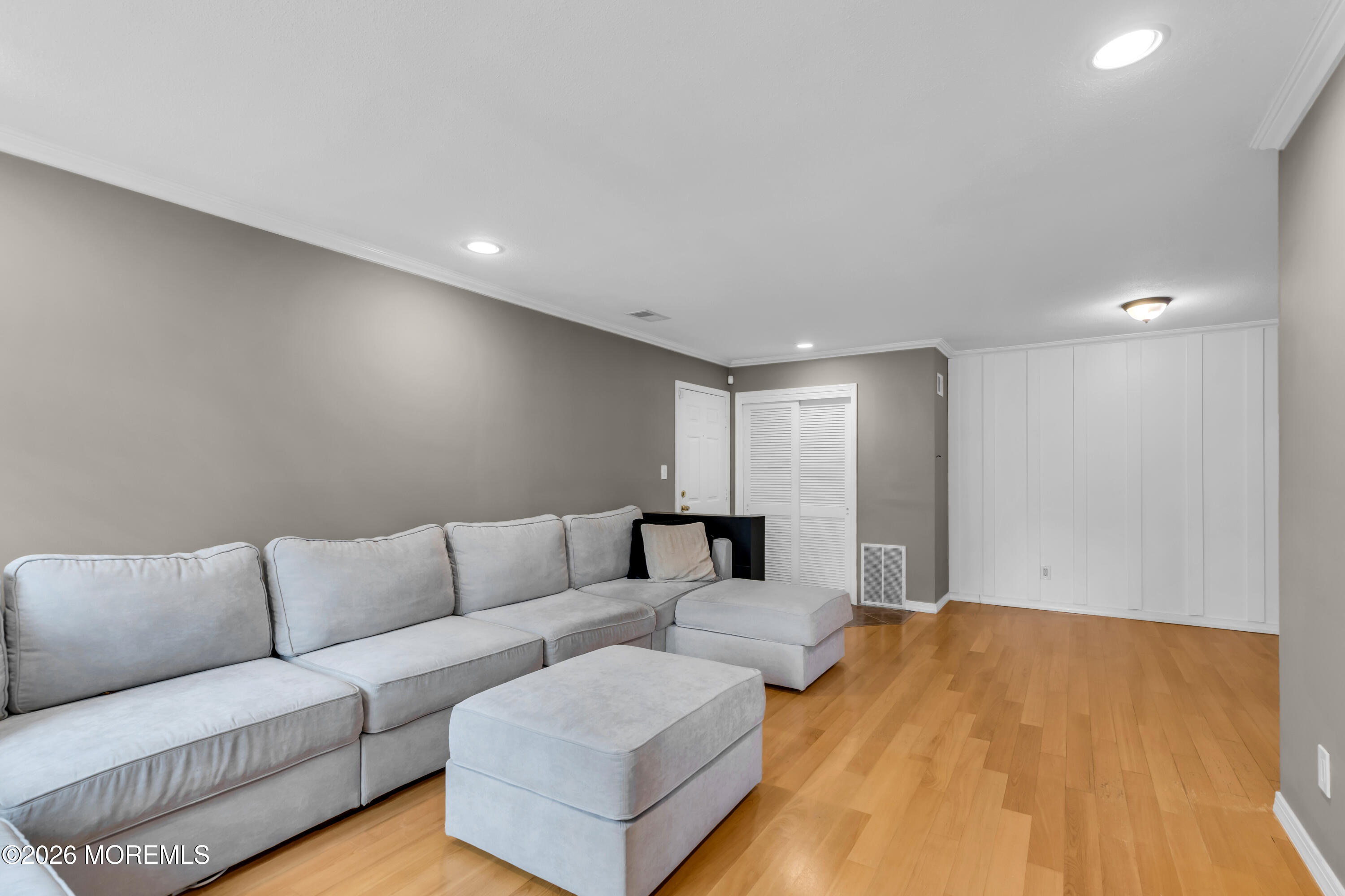 397 Brookview Court Howell NJ 07731