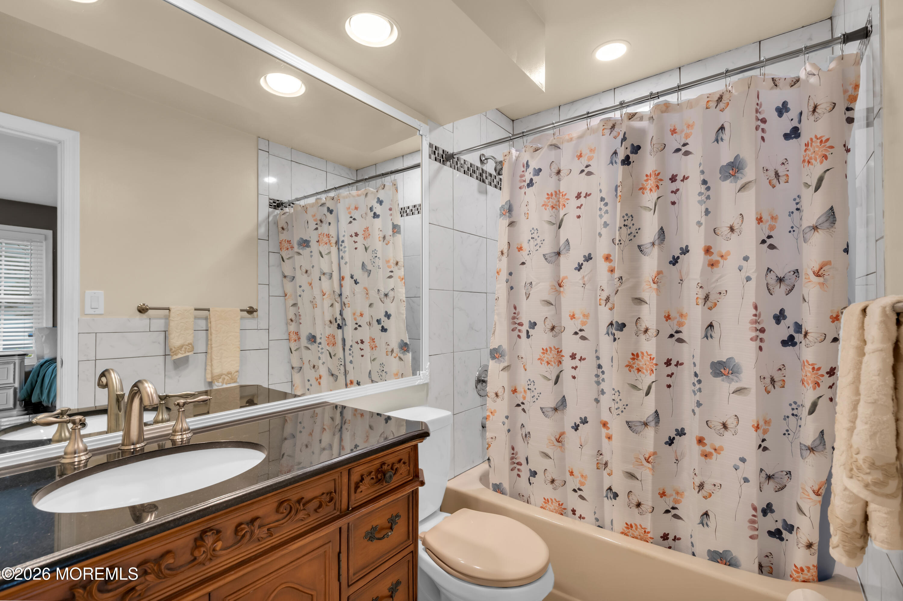 397 Brookview Court Howell NJ 07731