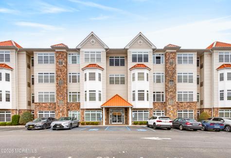102 E Elizabeth Avenue Linden City NJ 07036