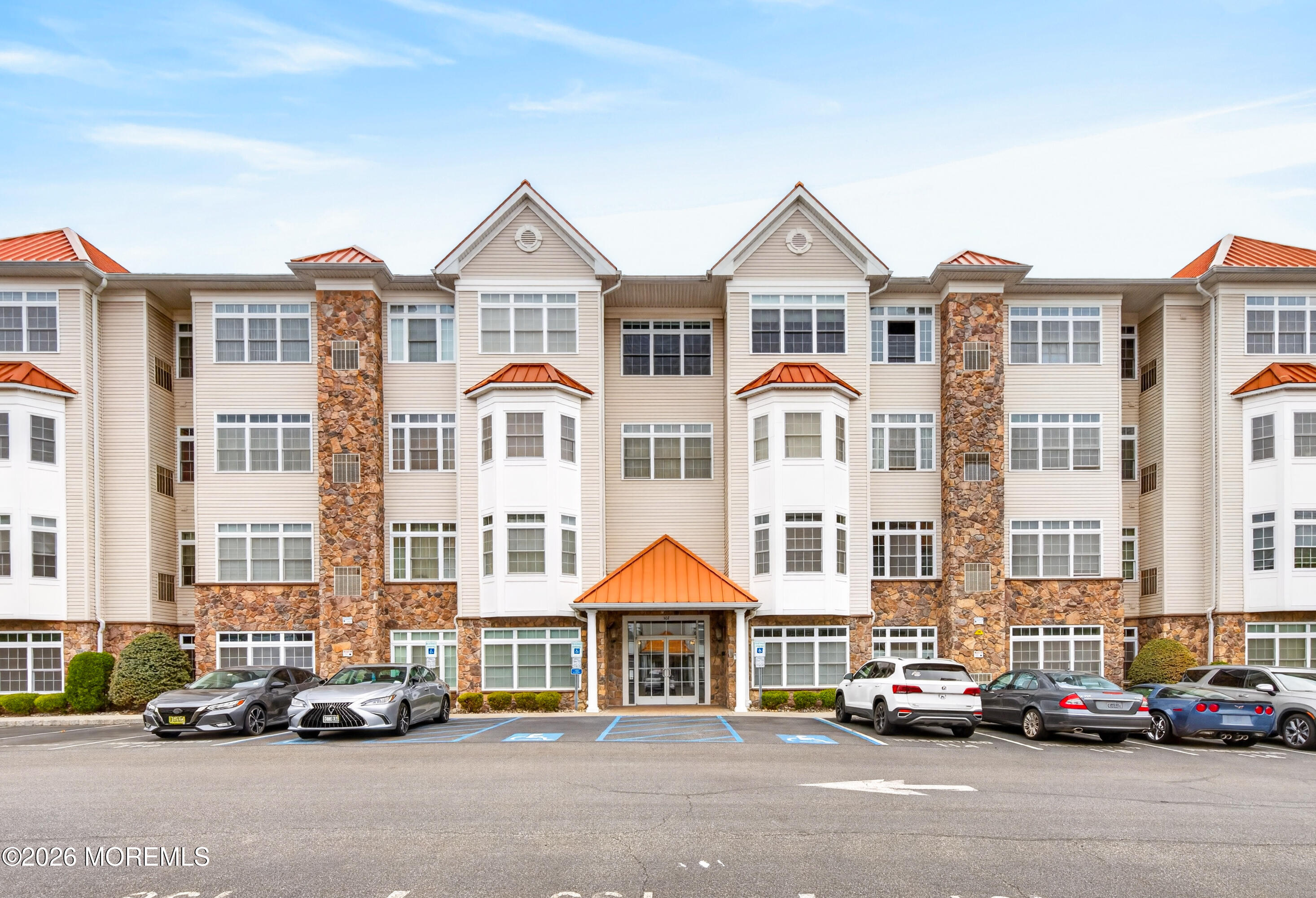102 E Elizabeth Avenue Linden City NJ 07036