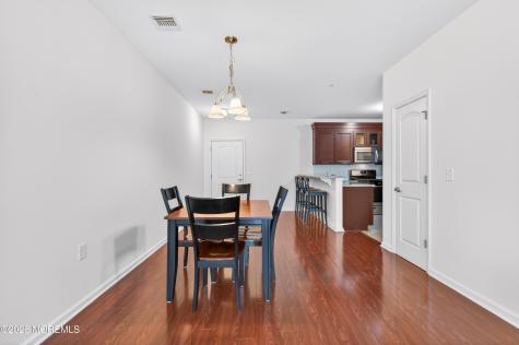 102 E Elizabeth Avenue Linden City NJ 07036